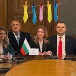 Защо България е страната на неограничените възможности за Пеевски и Борисов?