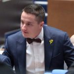 Narod.bg до МВР: ПП-ДБ депутатът Явор Божанков кара „голфа“ на жена си без книжка, ще има ли арест?