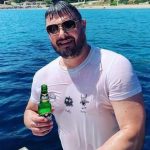 Вижте престъпния обръч от офшорки на Николай Бареков. Живее в палат, а по документи е просяк