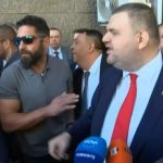 МВР вече не е част от личната охрана на Пеевски, НСО продължава да го пази