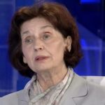 Македонската президентка спретна шоу в София: иска английски, не разбира български
