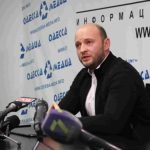 „Продаваше един и същ апартамент по два или три пъти“: Кой е Олег Невзоров? (видео)