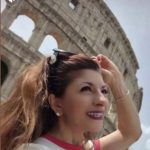 Десислава Атанасова извади справка за пътуването ѝ до Турция, пак плаши МВР със съд