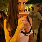 И ТОВА ДОЖИВЯХМЕ!! Анелия си извади циците на показ: Винаги е била обрана, а сега втрещи! (ФОТО БОМБА)
