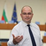 Верни ли са слуховете, че бившият депутат на “Възраждане” Златан Златанов си пада по малки момиченца и момченца?