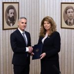 Може ли Андрей Гюров сам да се предложи за вице на Илияна Йотова?