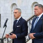 Кандев и раздор в Демократична България провалят Гюров на вота