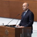 Румен Радев нанесе по един тежък ъперкът на двете основни лобита в Сглобката!