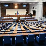 Ето го „извънредното заседание“ на парламента