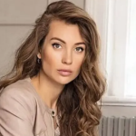 Зловещо предложение към Никол Станкулова: Убиец поиска среща с нея