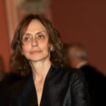 Надежда Нейнски: Правителството иска да умилостиви Путин